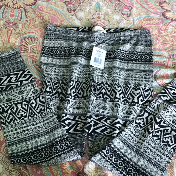 aztec leggings - Picture 1 of 4